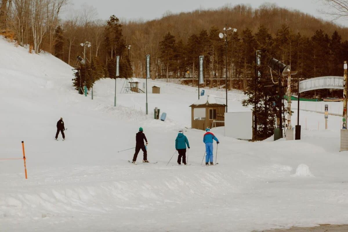 Crystal Mountain Cabin-Shuttle Pass Included! Thompsonville Eksteriør bilde